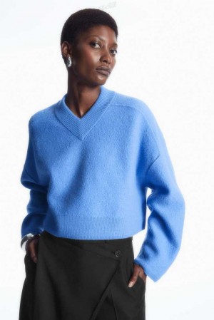 COS Cropped V-Neck Wolle Pullover Pullover Damen | 7850-YOBSI