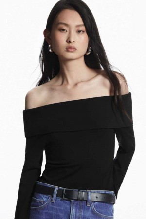 COS Off-The-Shoulder Long-Sleeved Oberteile Damen Schwarz | 8634-IZVXC