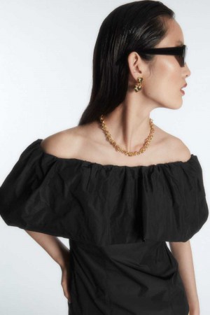 COS Voluminous Off-The-Shoulder Oberteile Damen Schwarz | 8053-SXLJA