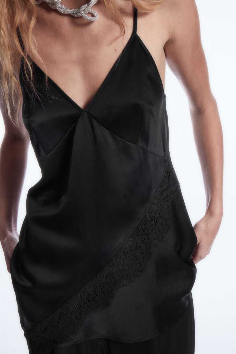 COS Asymmetric Spitze-Trimmed Satin Camisole Oberteile Damen Schwarz | 3590-BSUAK