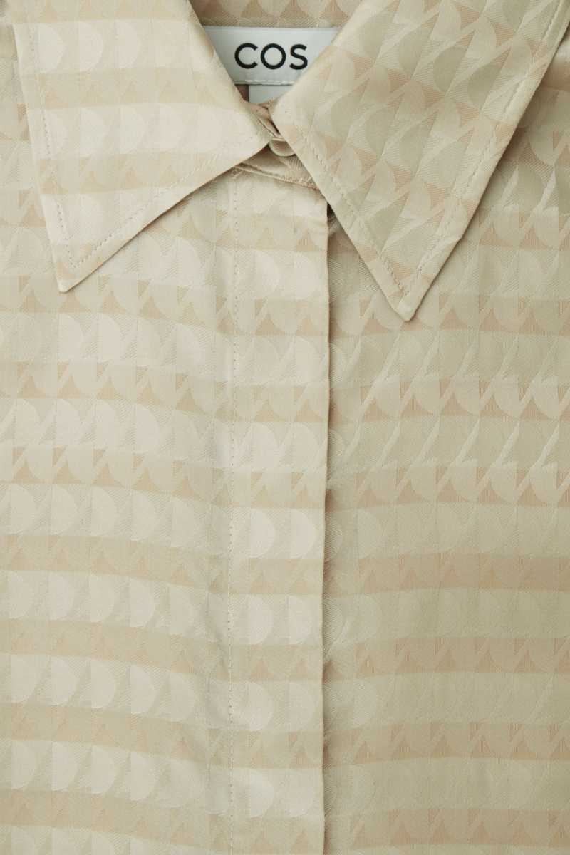 COS Geometric-Jacquard Satin Hemd Damen Hellbeige | 0538-ORLQZ