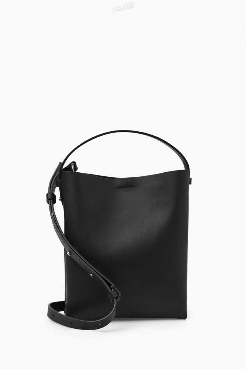 COS Mini Folded Crossbody Shopper - Leder Taschen Damen Schwarz | 7960-KBHEY