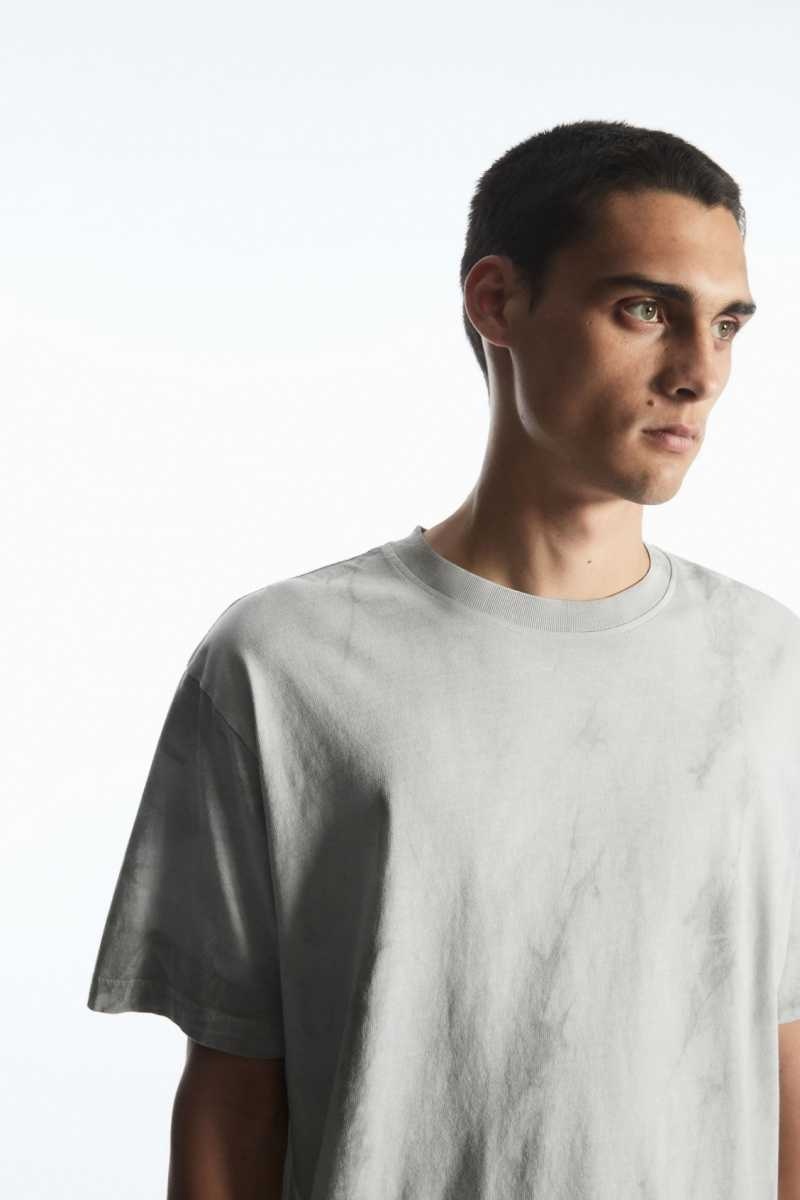 COS Oversized-Dye T-shirts Herren Grau | 0347-HJWNO