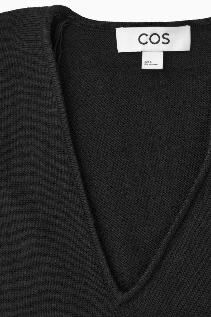 COS V-Neck Merino Wolle Batwing Pullover Damen Schwarz | 7862-JFXMW